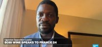 Bobi Wine yahishuye ko abashinzwe umutekano bamufashije guhunga