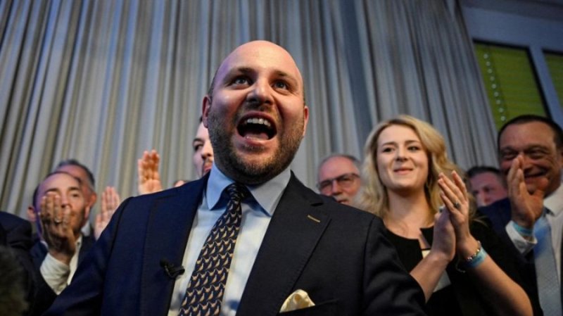 U Budage: Abatavuga rumwe n'ubutegetsi bagarukiye u Burusiya kubera ibikomo kuri peteroli