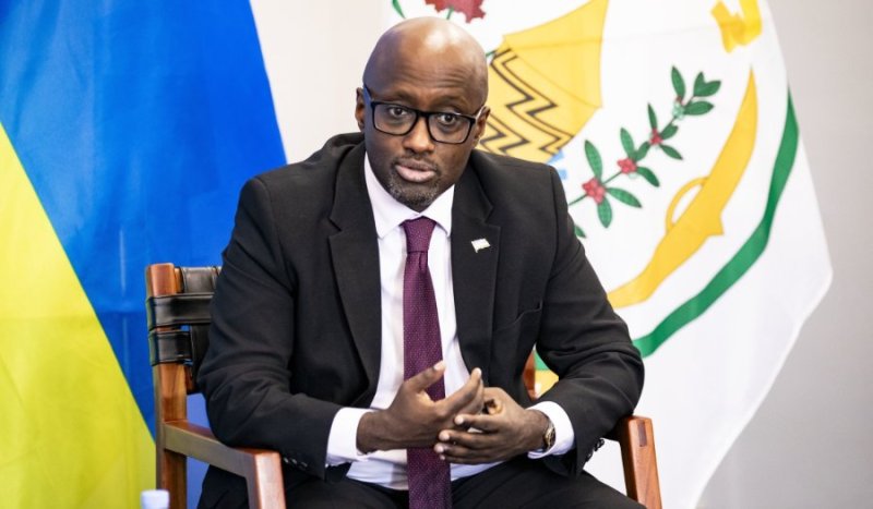 U Rwanda rwanenze u Burundi bwapfubije kandidatire ya Macky Sall wifuza kuyobora Loni